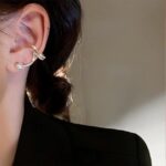 Ear Crawler Earrings for Women Gold Pearl Ear Cuff Rhinestone Pearl Stud Earrings Jewelry Gifts for Women - Image 3