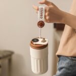 Personalized 500ml Coffee Mug with Temperature Display, Leakproof Lid & Strap – Reusable Travel Cup - Image 2